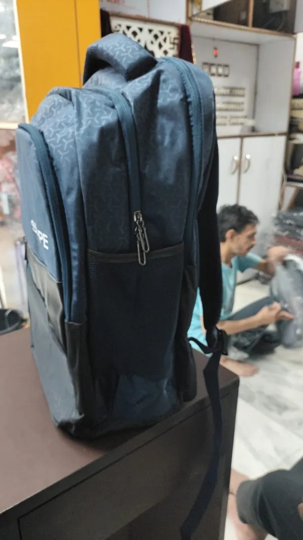 Black_And_Navy_Slope_Backpack