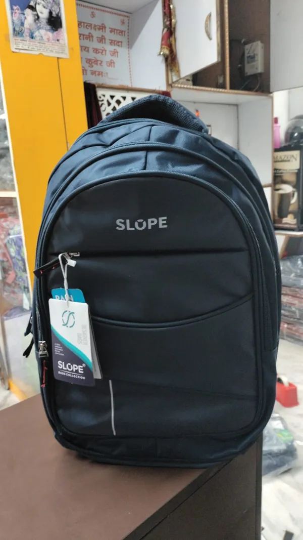 Slope_Black_Multi-Compartment_Backpack