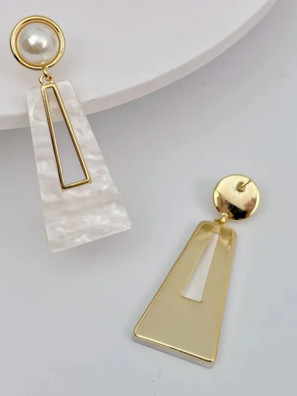 White_Pearl_Geometric_Drop_Earrings_For_Women