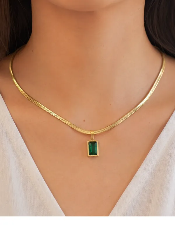 Gold_Tone_Snake_Chain_Green_Pendant_Necklace_For_Women
