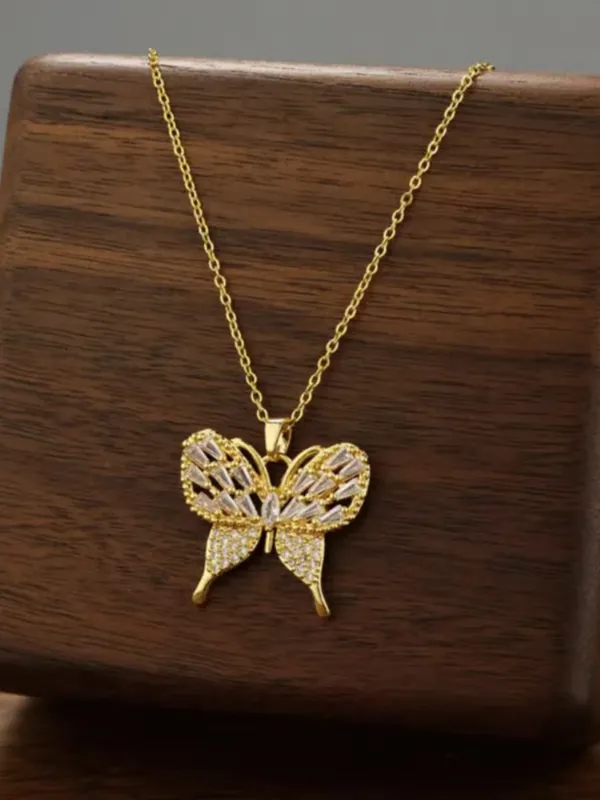 Gold_Tone_Butterfly_Pendant_Necklace_For_Women