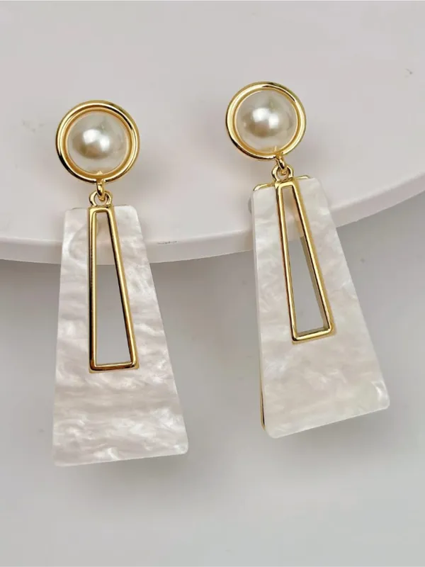 White_Pearl_Geometric_Drop_Earrings_For_Women
