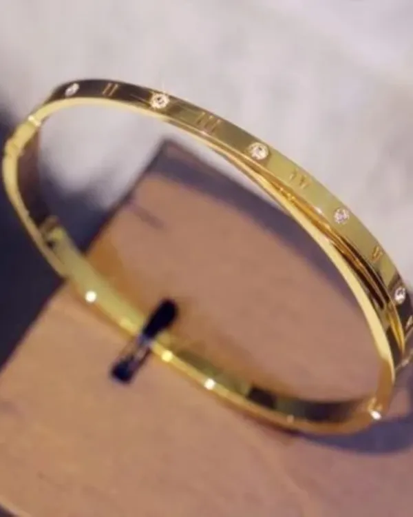Roman_Numerals_Anti_tarnish_bracelet