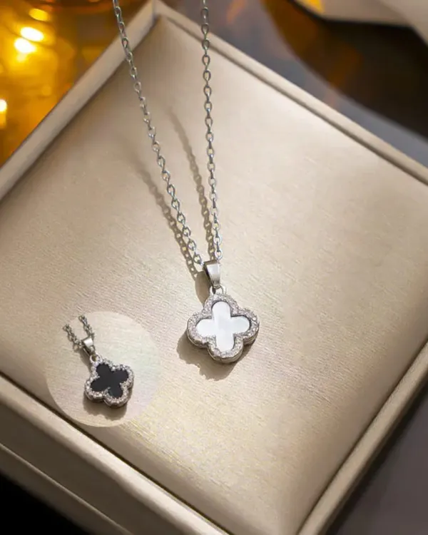 Flip_Dual_clover_necklace_anti_tarnish