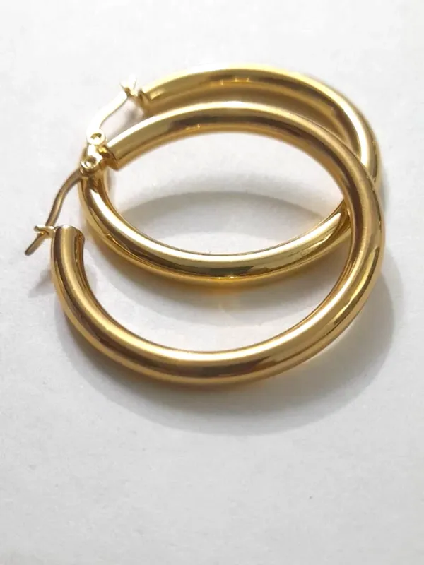 Gold_Tone_Hoop_Earrings_For_Women