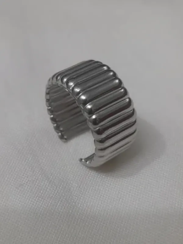 Silver-Tone_Ribbed_Adjustable_Ring_For_Women