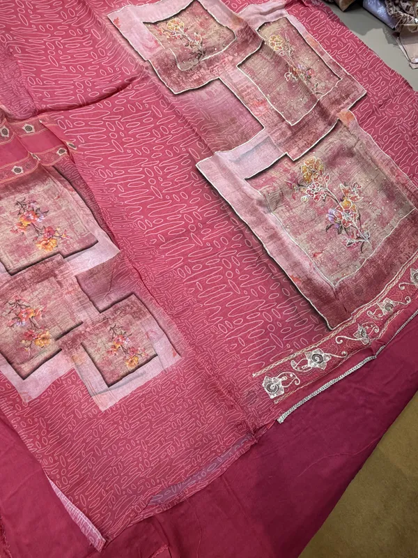 Gajri_Viscose_Organza_Unstitched_Suit_For_Women