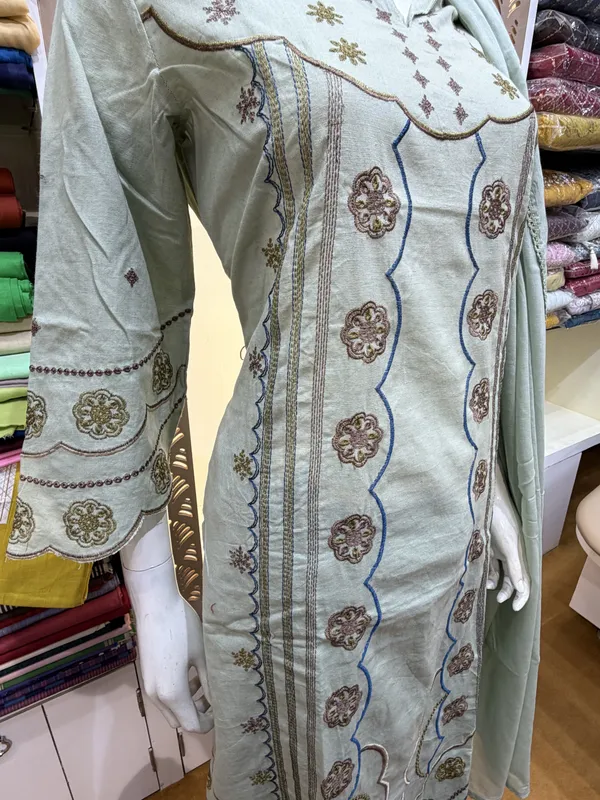 Pista_Green_Pure_Cotton_Linen_Straight_3_Piece_Suit_For_Women