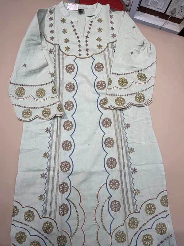 Pista_Green_Pure_Cotton_Linen_Straight_3_Piece_Suit_For_Women