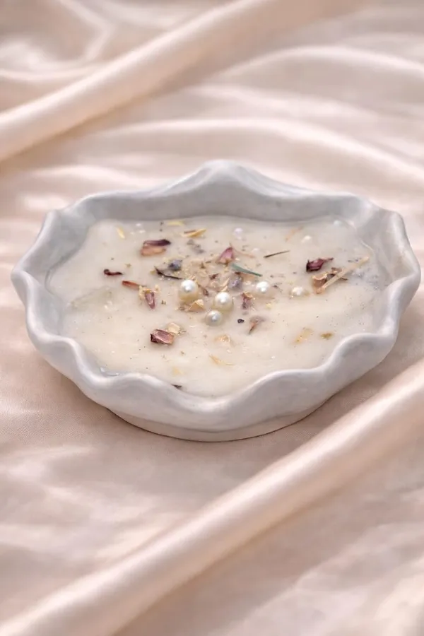 Soy_Wax_Candle_In_Ceramic_Bowl
