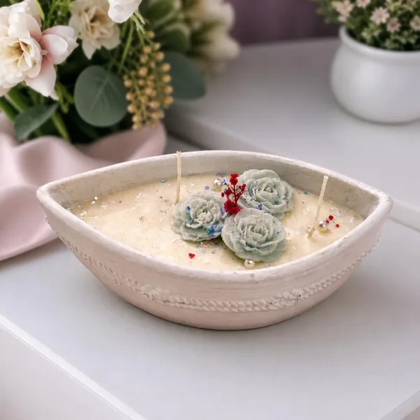 Triple_Wick_Soy_Wax_Candle_In_Ceramic_Bowl