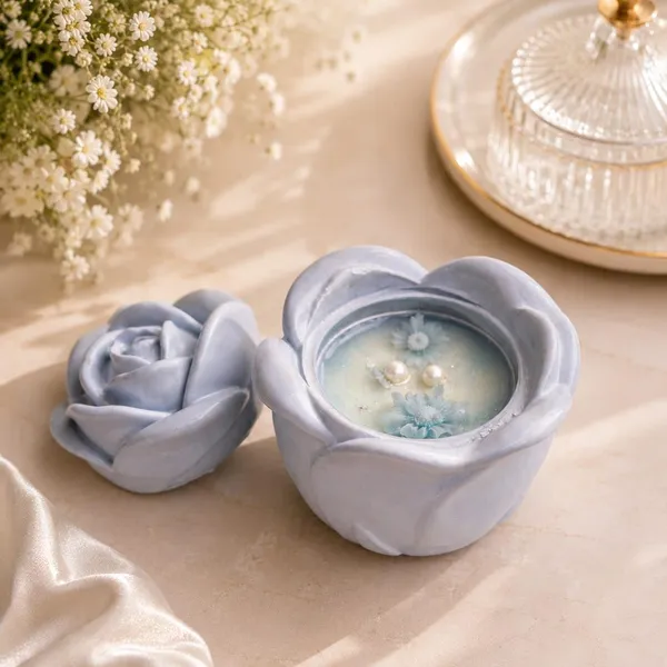 Rose_Sculpted_Candle_In_Ceramic_Jar