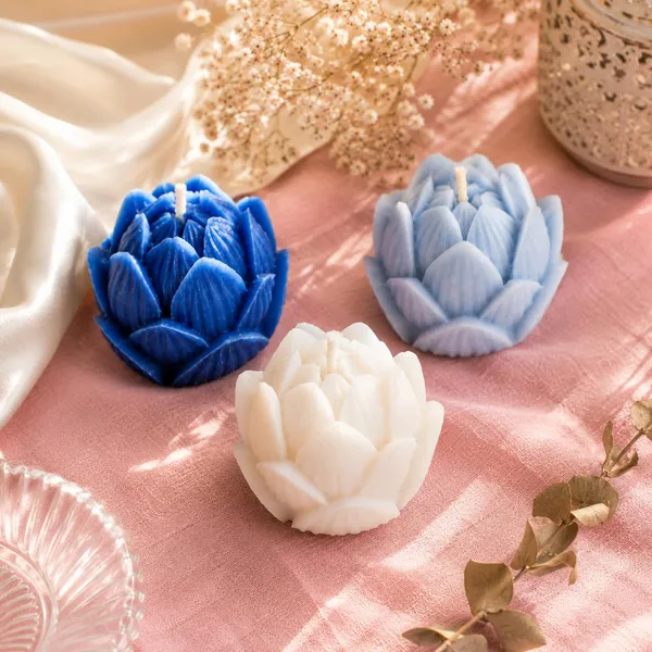 Lotus_Blossom_Pillar_Candle