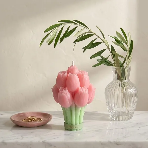 Tulip_Bloom_Candle