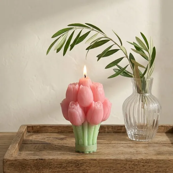 Tulip_Bloom_Candle
