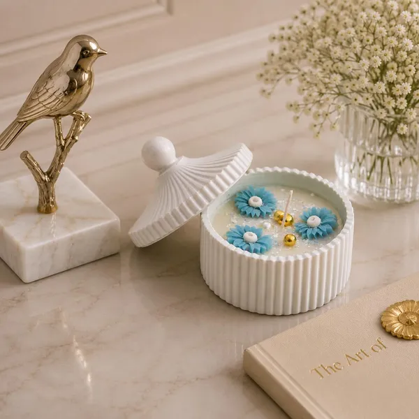 Floral_Soy_Wax_Jar_Candle_With_Ceramic_Lid