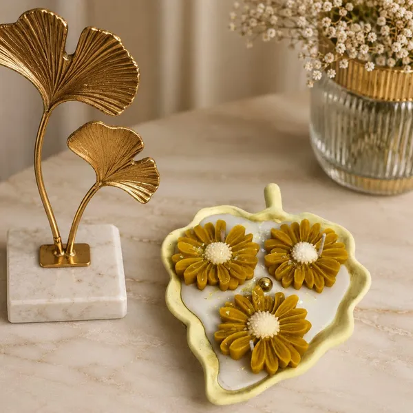 Soy_Wax_Candle_In_Ceramic_Bowl