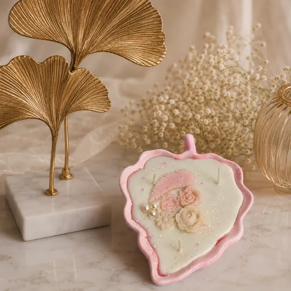 Floral_Soy_Wax_Candle_In_Ceramic_Bowl