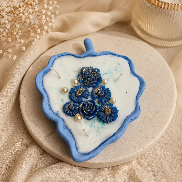 Floral_Wax_Candle_With_Leaf_Tray