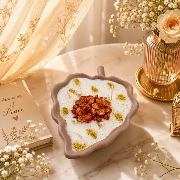 Floral_Leaf_Candle_With_Tray
