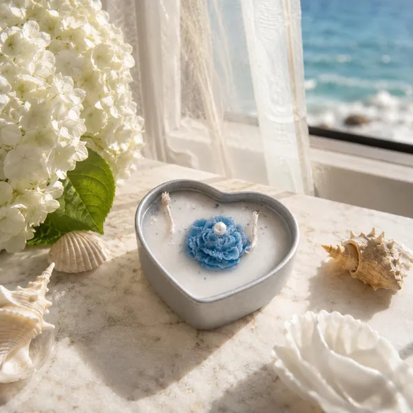 Heart_Shaped_Soy_Wax_Candle_In_Ceramic_Bowl