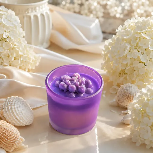 Soy_Wax_Scented_Candle_In_Glass_Jar