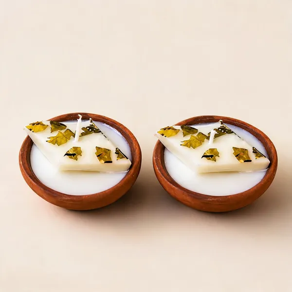 Soy_Wax_Festive_Leaf_Shaped_Mitti_Diya_Candle_|_Pack_Of_2