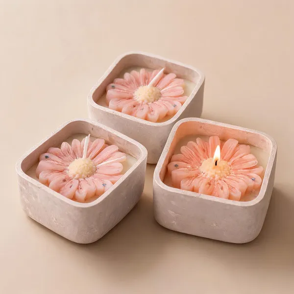 Soy_Wax_Decorative_Daisy_Candle_In_Ivory_Ceramic_Bowl_|_Pack_Of_3