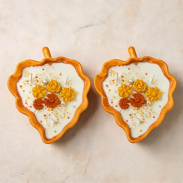 Soy_Wax_Decorative_Amber_Floral_Leaf_Tray_Candle_|_Pack_Of_2