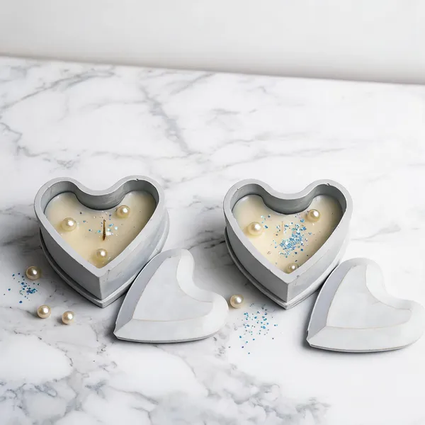 Soy_Wax_Pearl_Heart_Candle_In_Resin_Keepsake_Box_|_Pack_Of_2