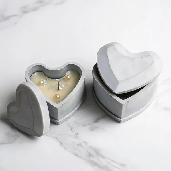 Soy_Wax_Pearl_Heart_Candle_In_Resin_Keepsake_Box_|_Pack_Of_2