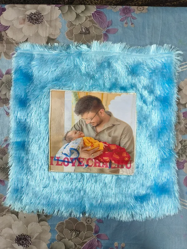 Light_Blue_Fur_Cushion_With_Personalized_Photo_In_Square_Shape_One__Pcs_Set