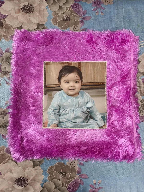 Purple_Fur_Cushion_with_Personalized_Photo_in_Square_shape_one_pcs_set