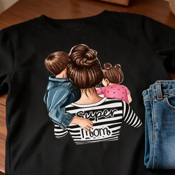Black_Graphic_Print_T_Shirt_For_Women