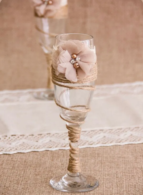Clear_Glass_Floral_Decorated_Goblet