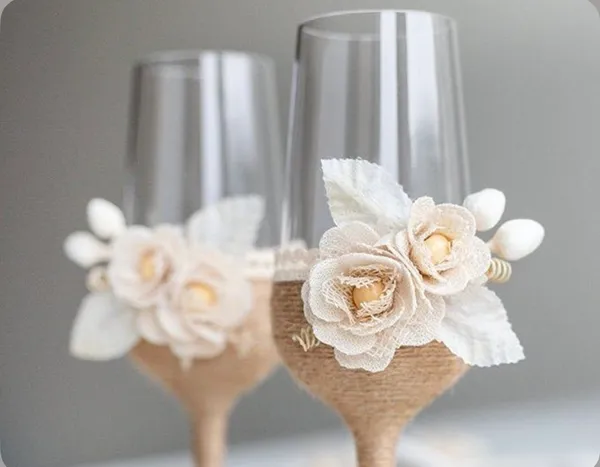 Jute_Floral_Wedding_Wine_Glasses