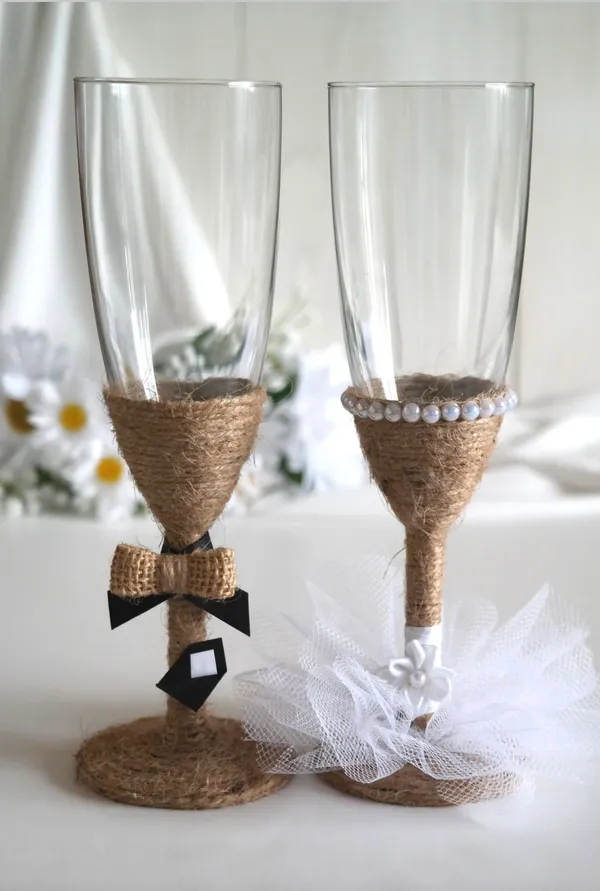Glass_Wedding_Jute_Decor_Champagne_Wine_Glass_Set