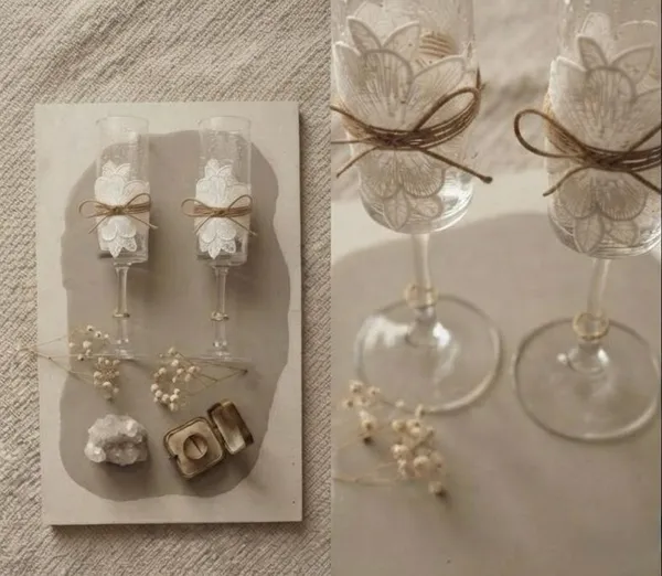 Ethereal_Bloom_Wedding_Floral_Champagne_Glasses