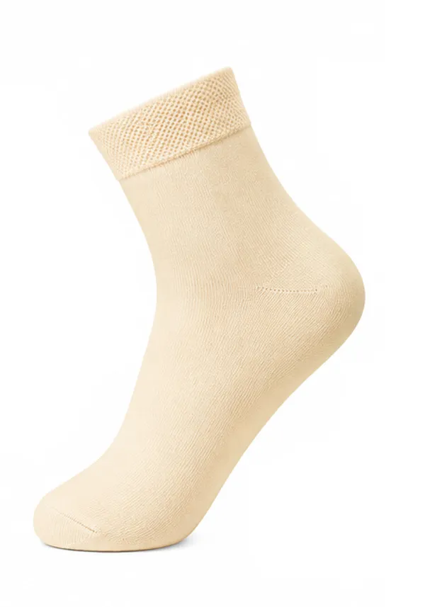 Beige_Sheer_Ankle_Socks