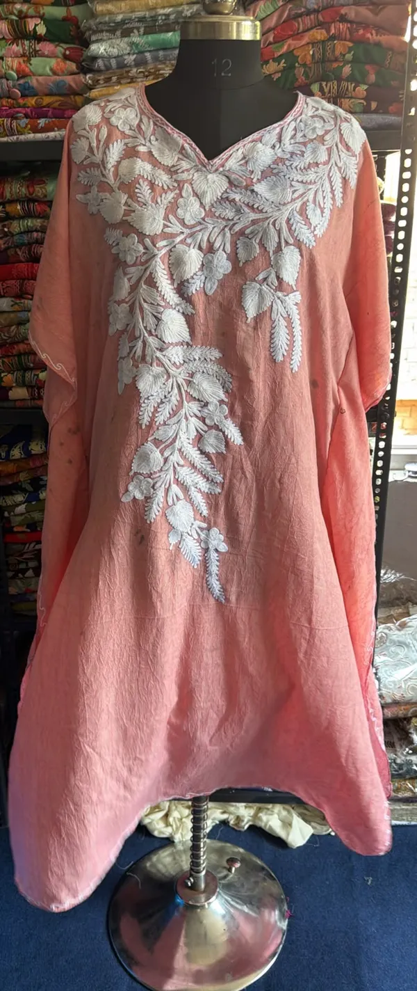 Pink_Cotton_Crush_Relaxed_Fit_Floral_Embroidered_Kurta_For_Women