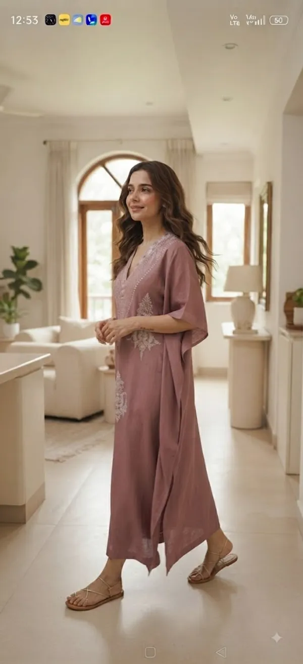 Mauve_Cotton_Relaxed_Fit_Embroidered_Kashmiri_Kaftan_For_Women