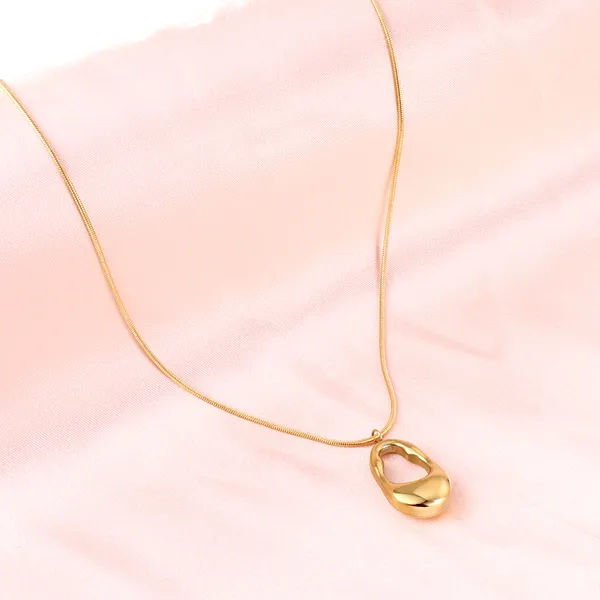 Gold_Plated_Stainless_Steel_Pendant_Necklace_for_Women