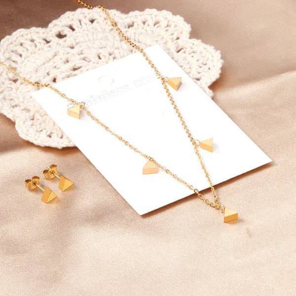 Gold-Tone_Geometric_Necklace_And_Earrings_Set_For_Women