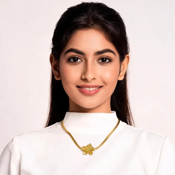 Gold-Tone_Floral_Pendant_Necklace_for_Women