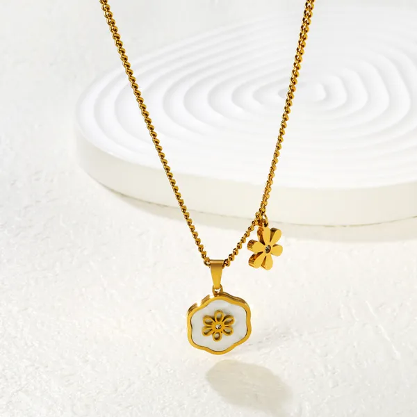 Gold_Tone_Floral_Pendant_Necklace_for_Women