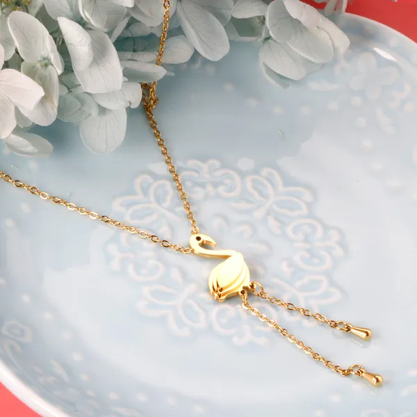 Gold_Tone_Swan_Pendant_Necklace_for_Women