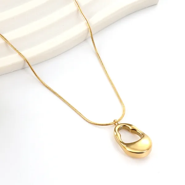 Gold_Plated_Stainless_Steel_Pendant_Necklace_for_Women