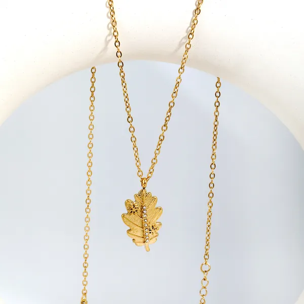 Gold_Tone_Leaf_Pendant_Necklace_for_Women