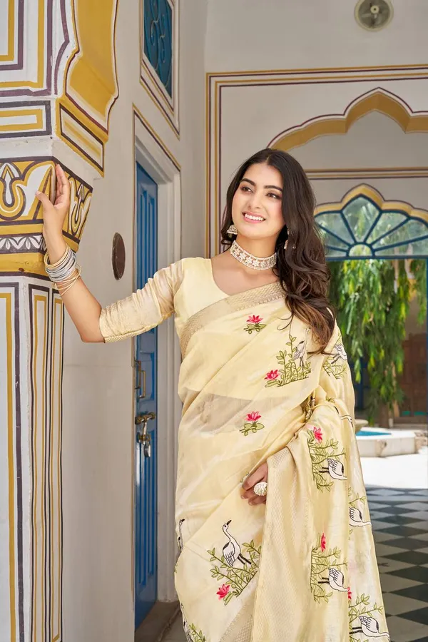 Kota_Crishtal_Heavy_Zecard_Bodar_With_Embroidery_Thread_Work_Saree_Beige_Gold