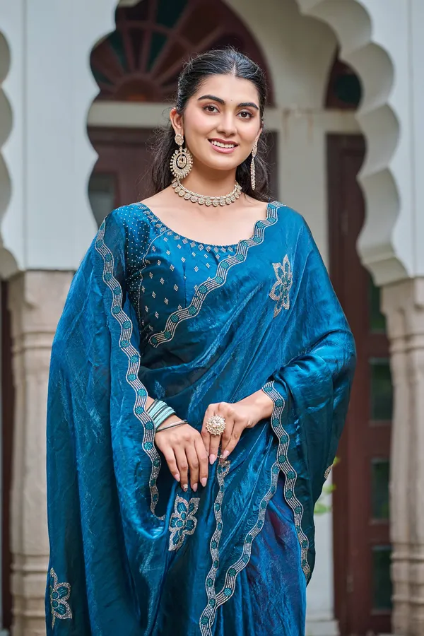 Vayara_Sarees_Is_Launching_New_Festival_Fancy_Saree_Deep_Purple